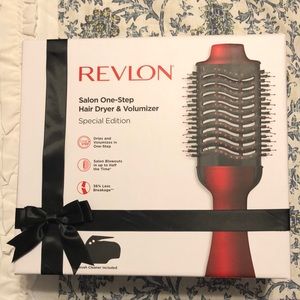 Revlon One Step Hair Dryer & Volumizer NIB